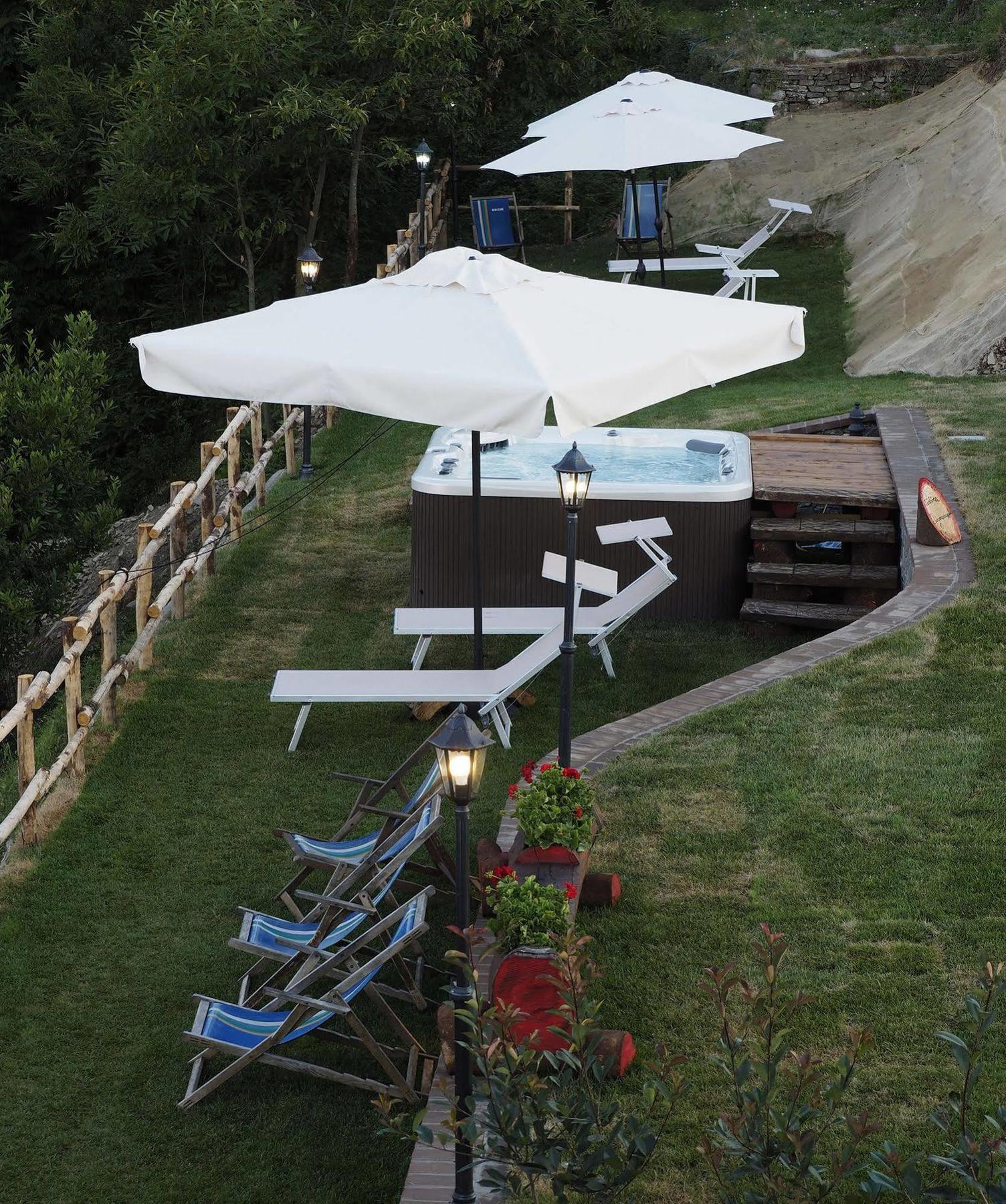 Locanda Il Rustichello Mulazzo Exterior foto